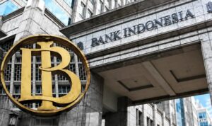 Gedung Bank Indonesia dengan logo BI di depan kantor pusat sebagai ilustrasi kebijakan suku bunga acuan dan stabilitas nilai tukar rupiah.