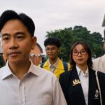 Wapres Gibran Rakabuming bersama mahasiswa saat kunjungan kerja di NTT.