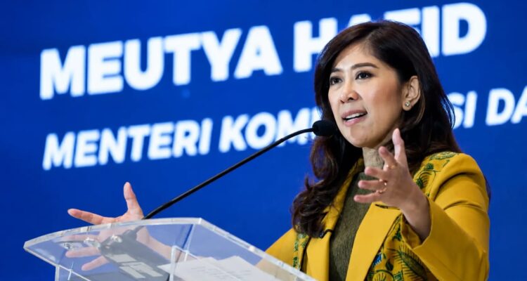 Meutya Hafid saat menyampaikan pentingnya literasi digital dan peran generasi muda menjaga ruang digital Indonesia.