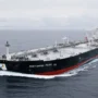 VLCC Pertamina Pride berlayar di perairan usai berhasil melintasi Selat Hormuz untuk mengangkut sekitar 2 juta barel minyak mentah menuju Indonesia.