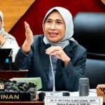 Ketua Komisi X DPR RI Hetifah Sjaifudian meminta kasus temuan 995 senjata di sekolah swasta Jakarta Selatan diusut tuntas tanpa mengganggu proses pembelajaran.