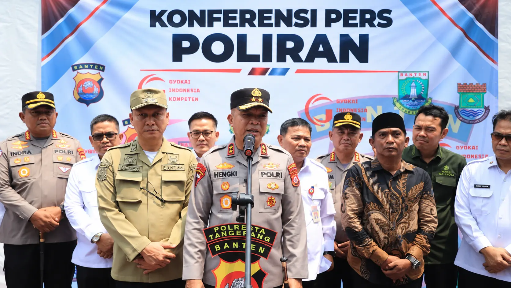 Kapolda Banten dalam konferensi pers Program Poliran di Tangerang
