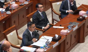 Suasana rapat DPR RI dalam pembahasan revisi UU Pemilu