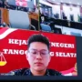 Indra Kenz mengikuti persidangan secara daring