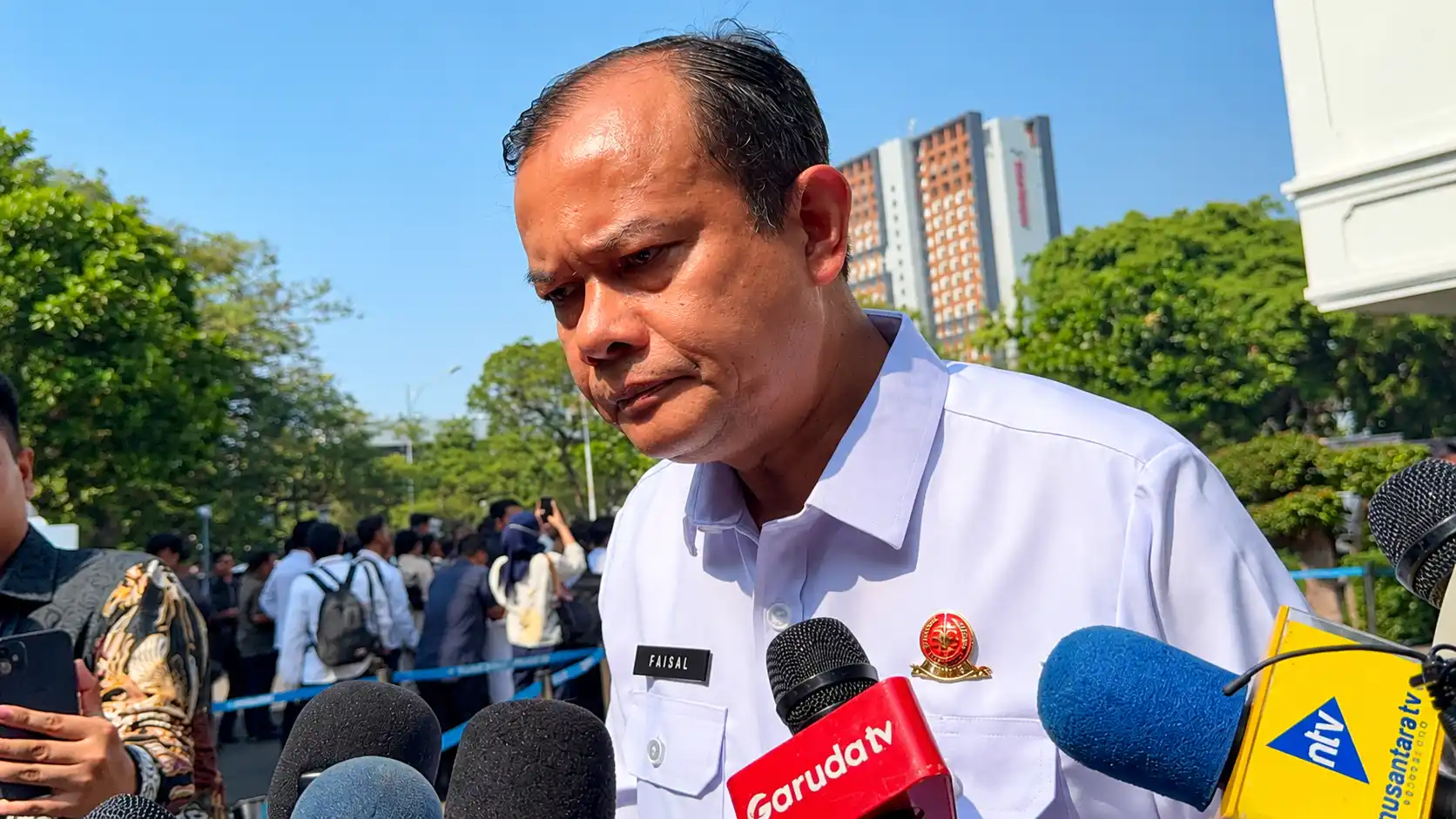 Kepala BMKG Teuku Faisal Fathani menjelaskan pergerakan asap karhutla di Jakarta
