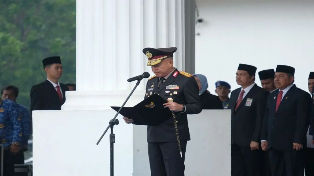 Kapolda Banten Irjen Pol Hengki membacakan teks Pancasila