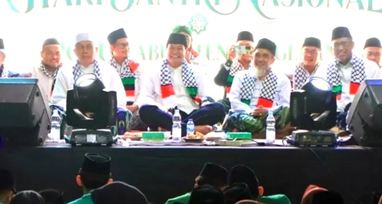 Puncak peringatan Hari Santri Nasional 2026 yang diselenggarakan PCNU Kabupaten Tangerang di Kaduagung.